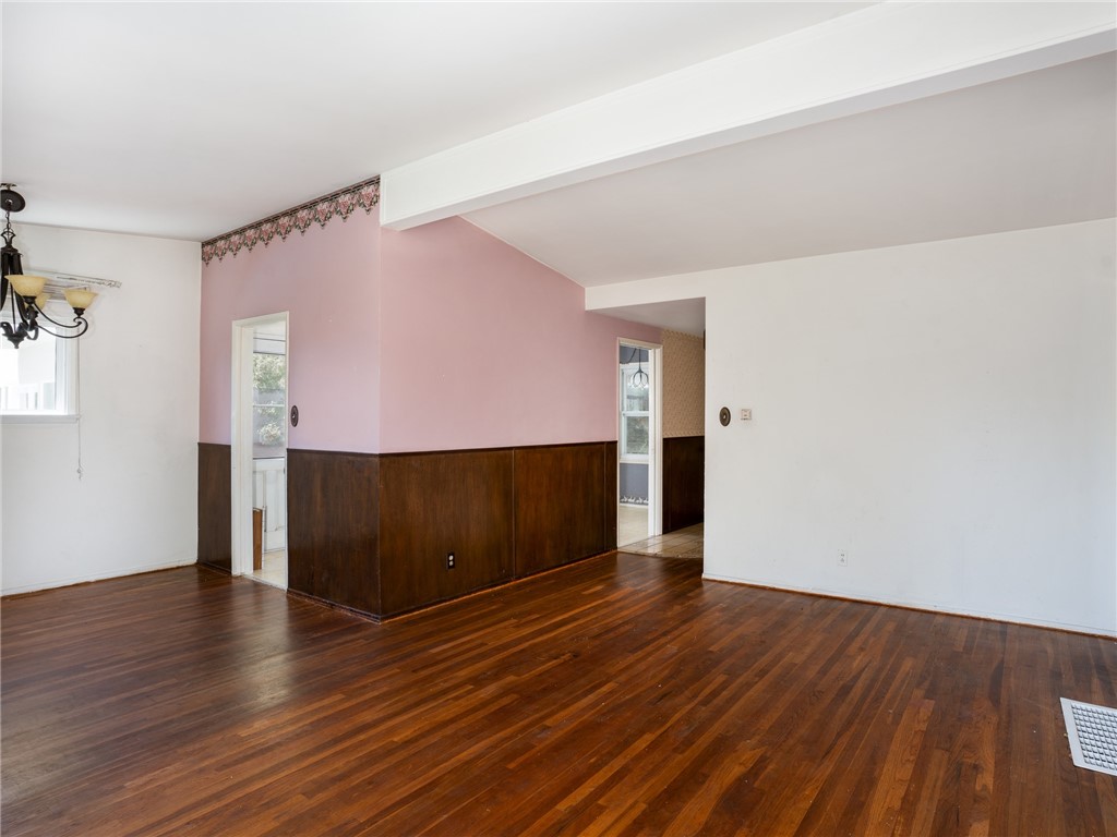 20104 Entradero Avenue Property Photo 7