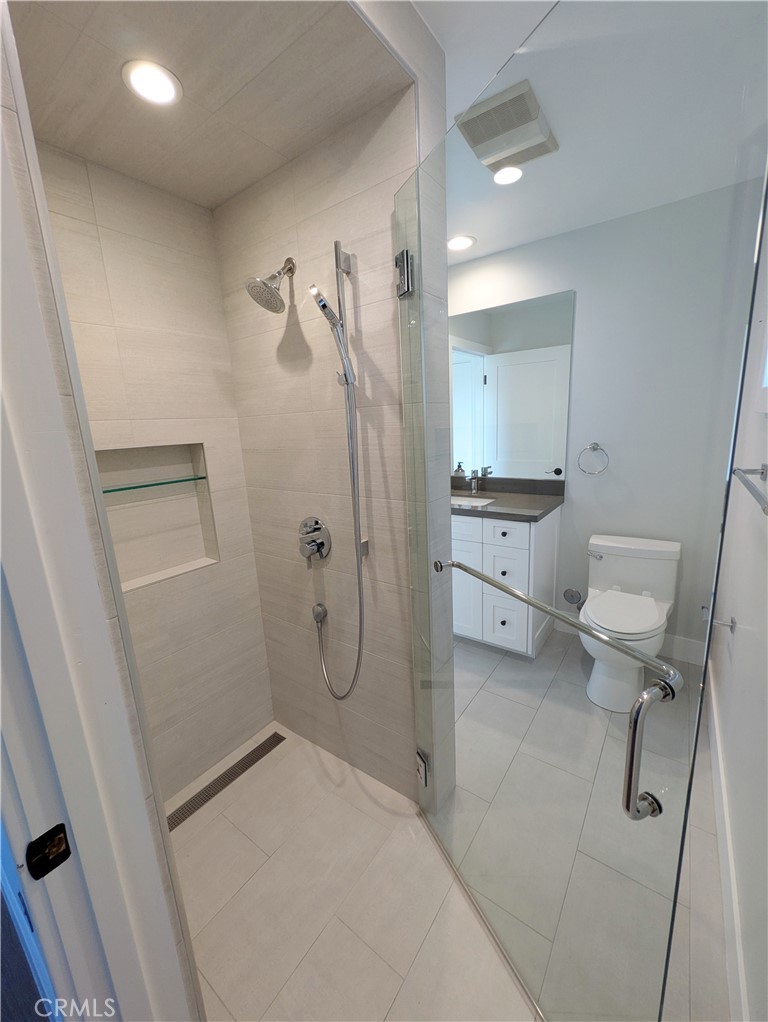 5630 Sunmist Property Photo 27