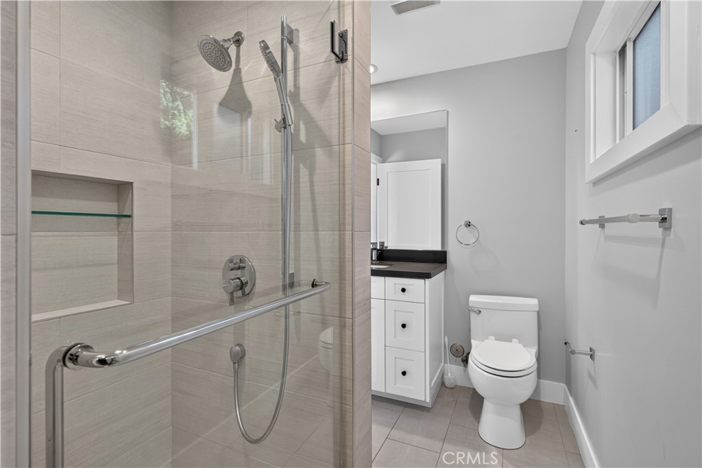 5630 Sunmist Property Photo 28