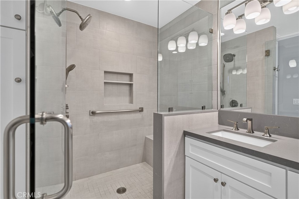 5630 Sunmist Property Photo 39