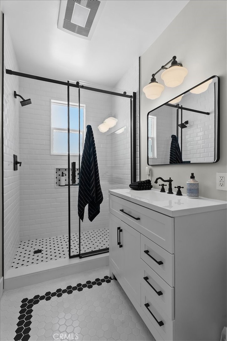 1828 Andreo Property Photo 14