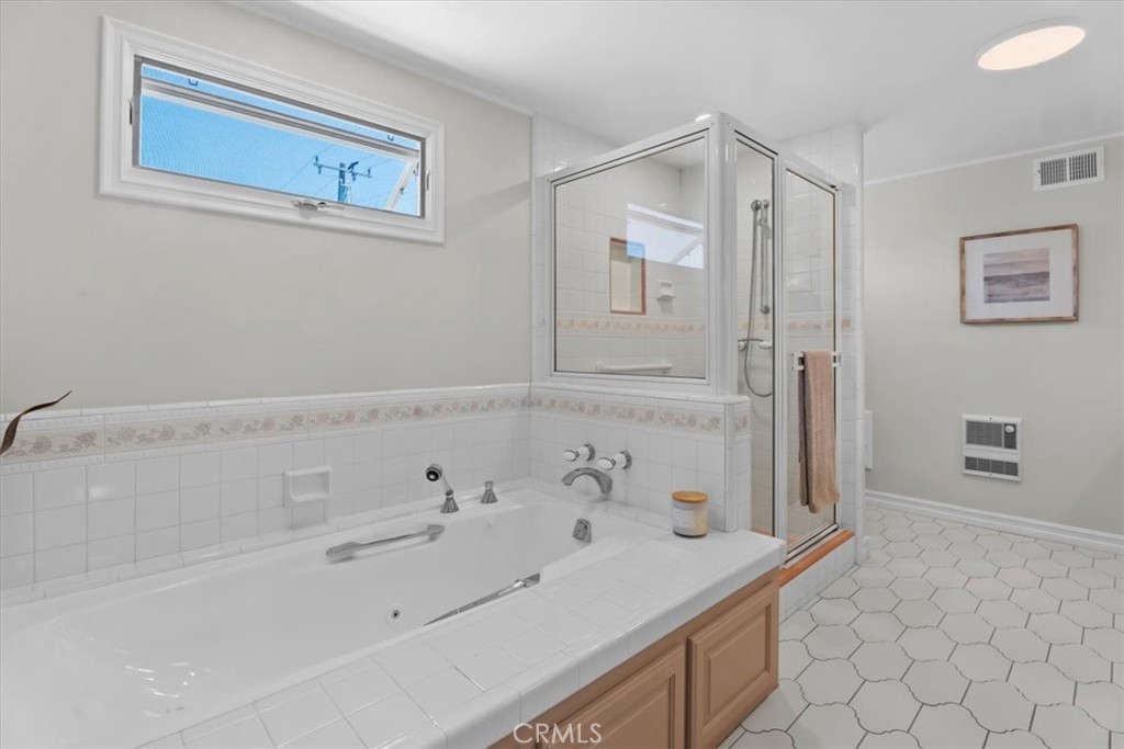 1828 Andreo Property Photo 25