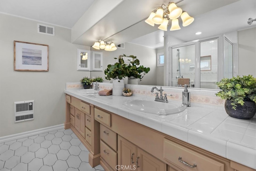 1828 Andreo Property Photo 27