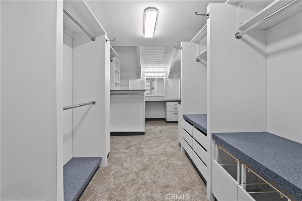 1828 Andreo Property Photo 28