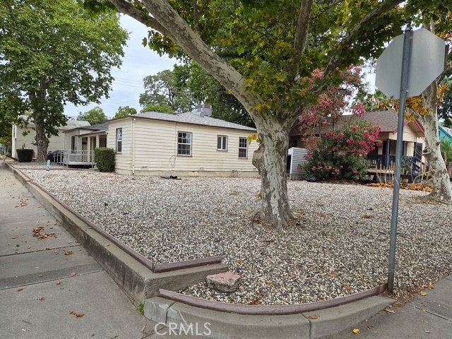 111 Baxter Avenue Property Photo 3