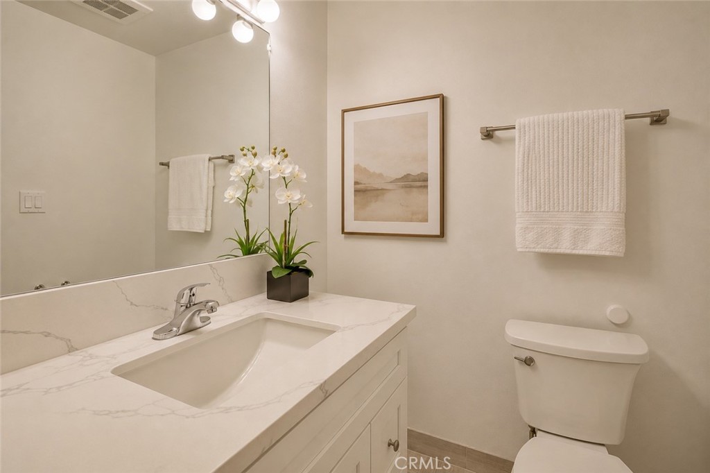 855 Victor Avenue 217 Property Photo 12
