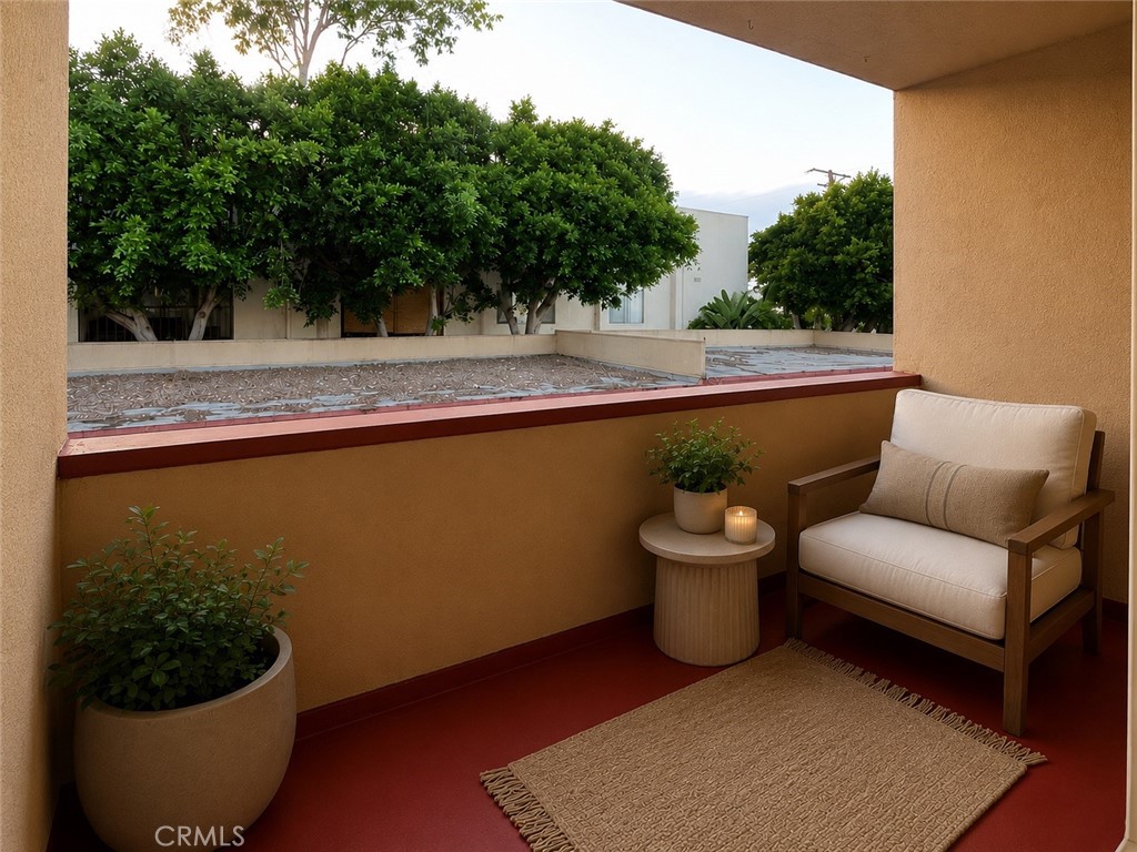 855 Victor Avenue 217 Property Photo 14