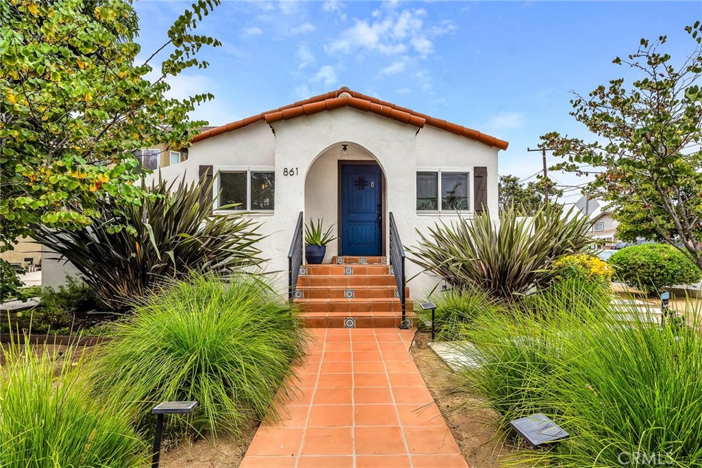 861 Sheldon Street Property Photo 1