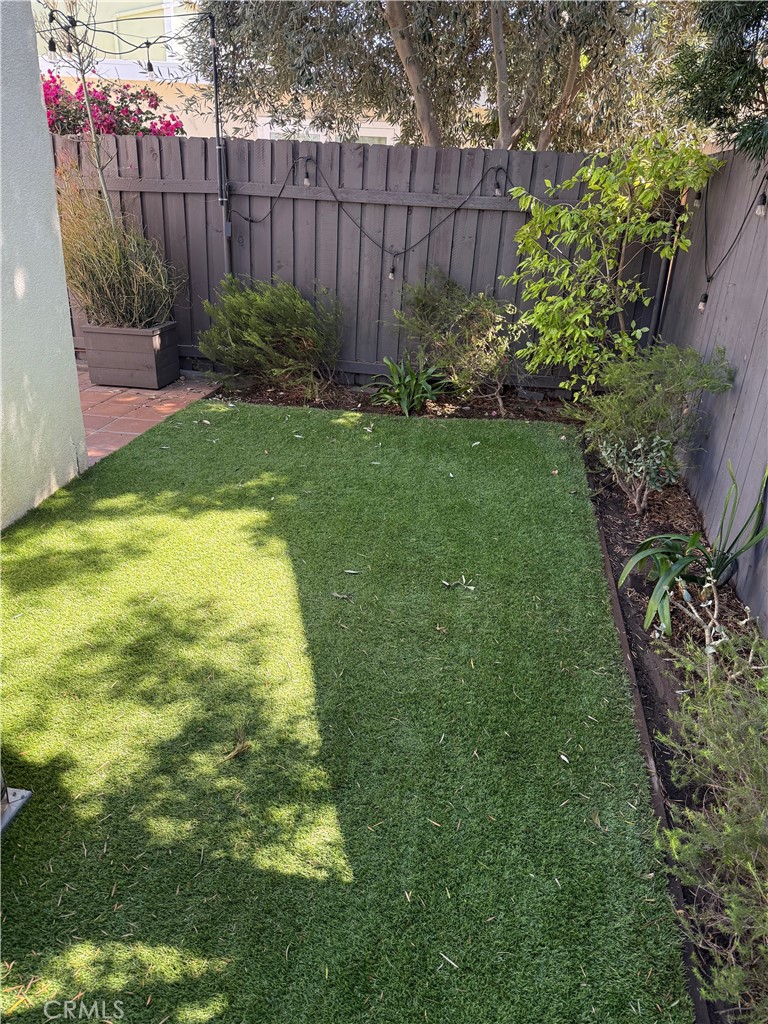 861 Sheldon Street Property Photo 25