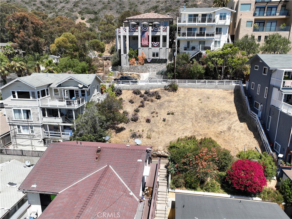 130 Hill St. Property Photo 2