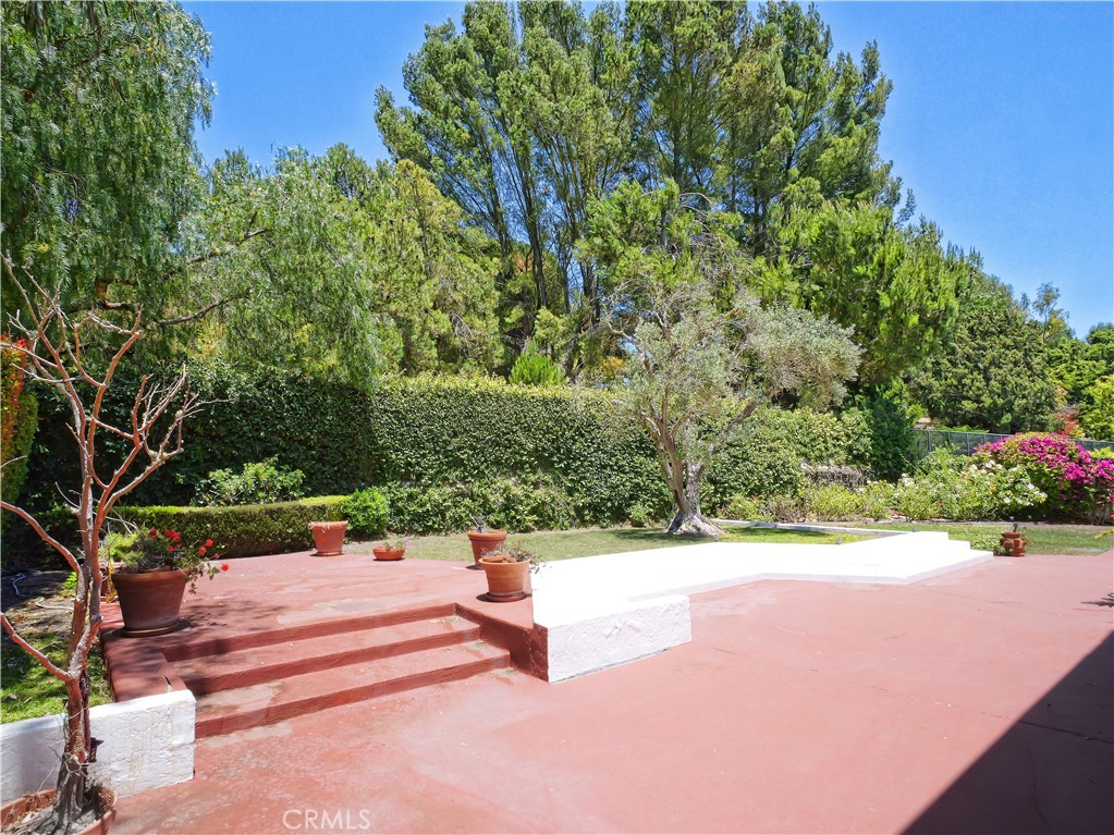 5465 Valley View Property Photo 39