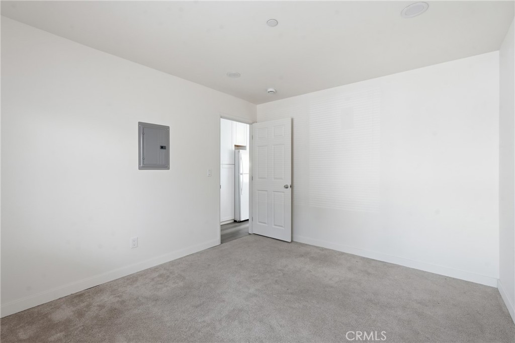 702 Walnut Street 6 Property Photo 6
