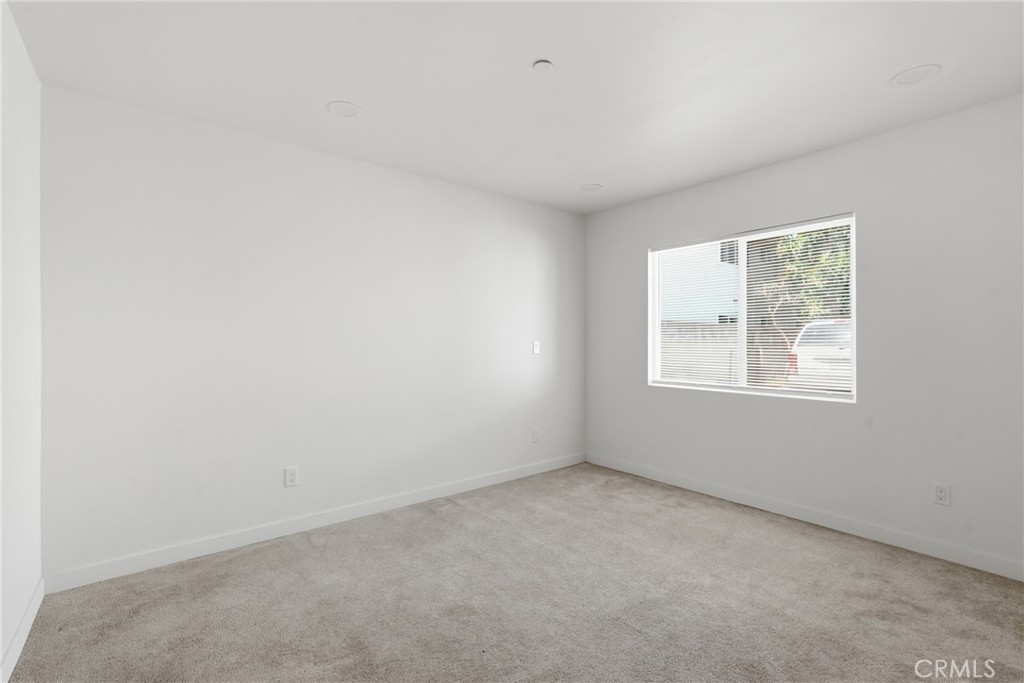 702 Walnut Street 6 Property Photo 7