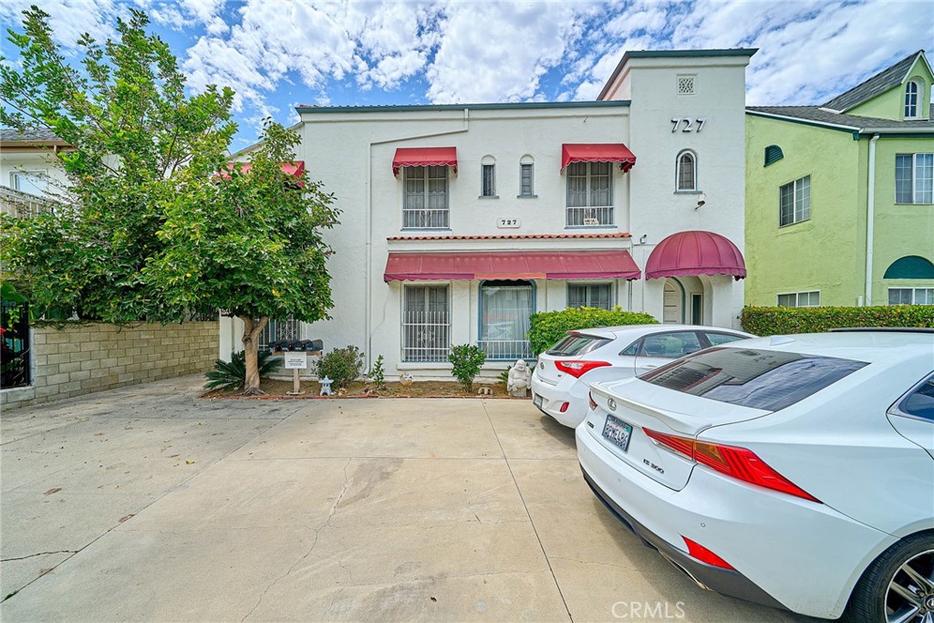 727 Crenshaw Property Photo 2