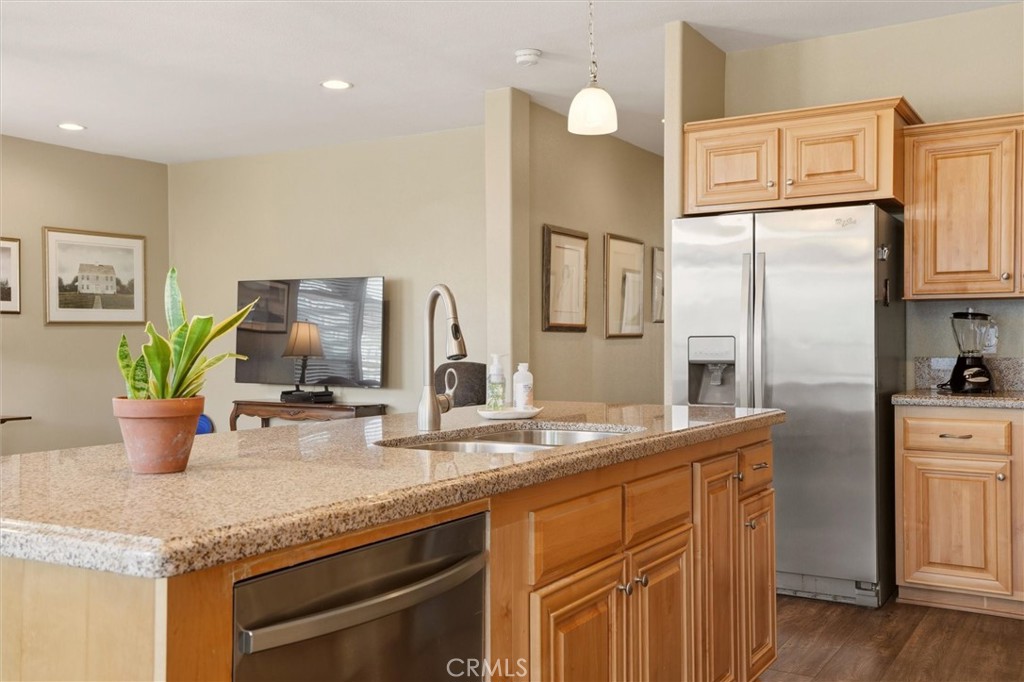 2275 W 25th Street 88 Property Photo 14