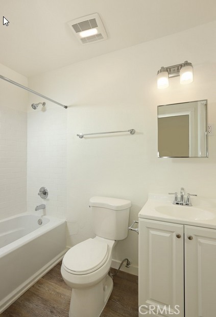 1004 W Clark Property Photo 14