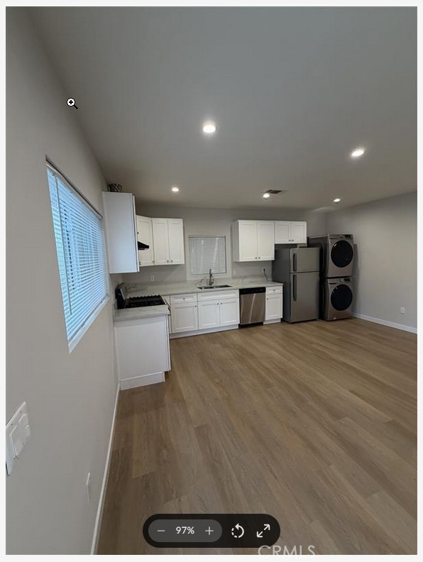 1004 W Clark Property Photo 15