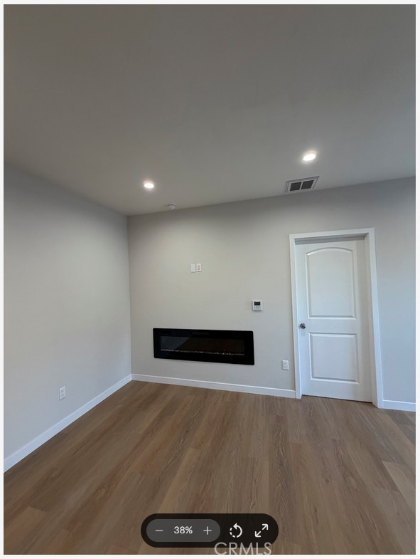 1004 W Clark Property Photo 17