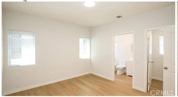 1004 W Clark Property Photo 18