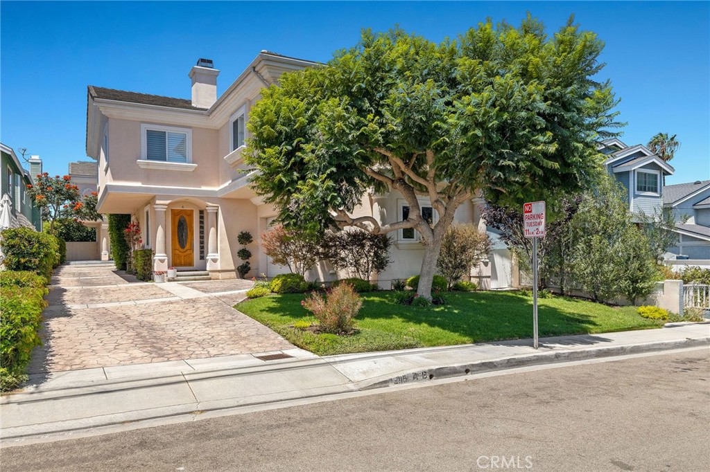 2115 Pullman Lane B Property Photo 1