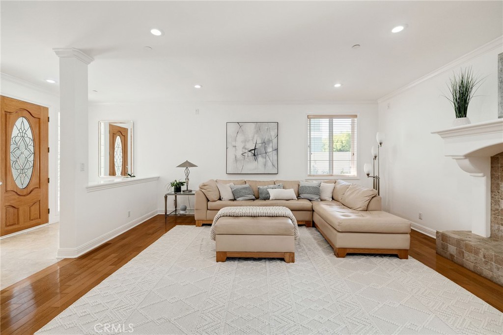 2115 Pullman Lane B Property Photo 11