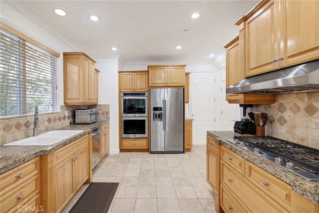 2115 Pullman Lane B Property Photo 17