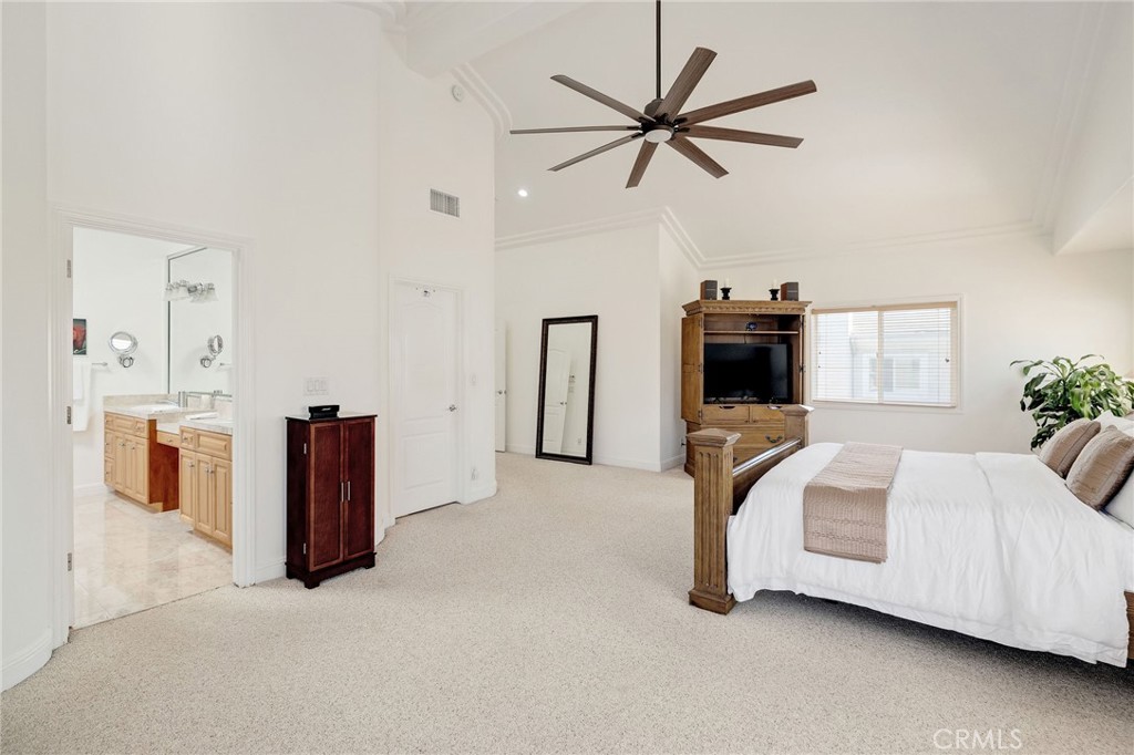 2115 Pullman Lane B Property Photo 29