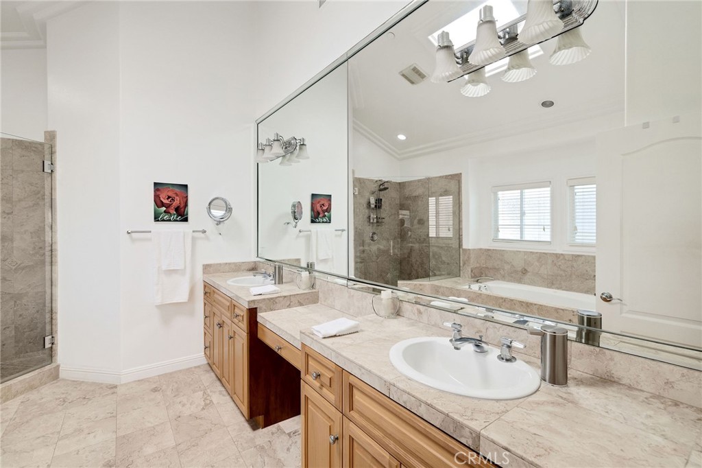 2115 Pullman Lane B Property Photo 30