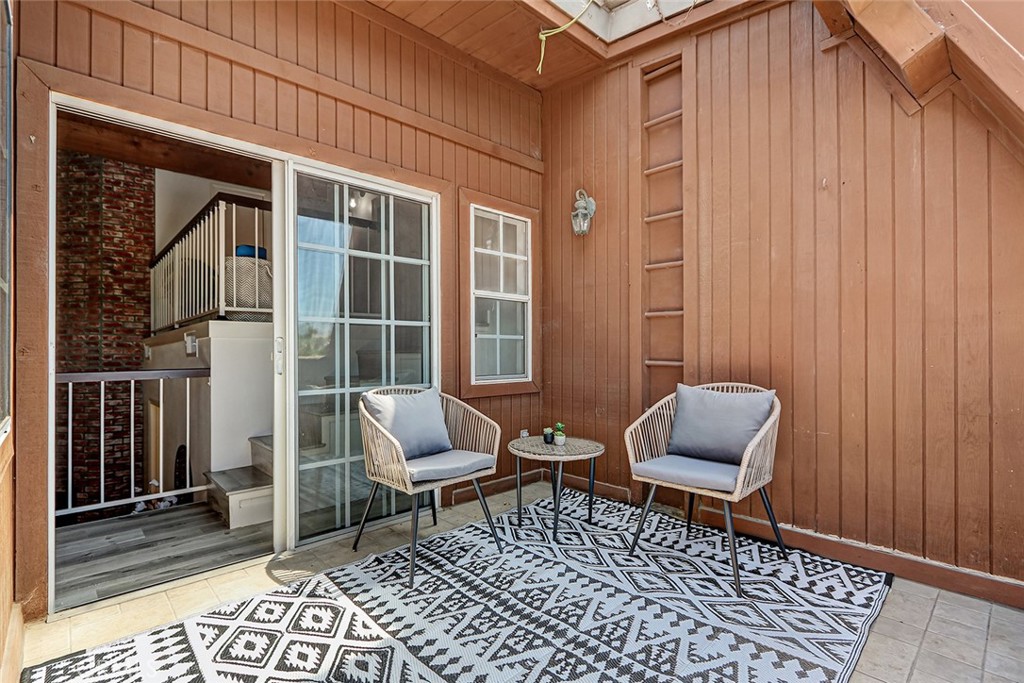 984 Granville Property Photo 46