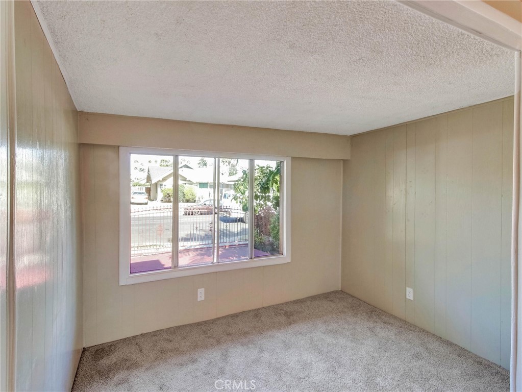 3021 5th Property Photo 8