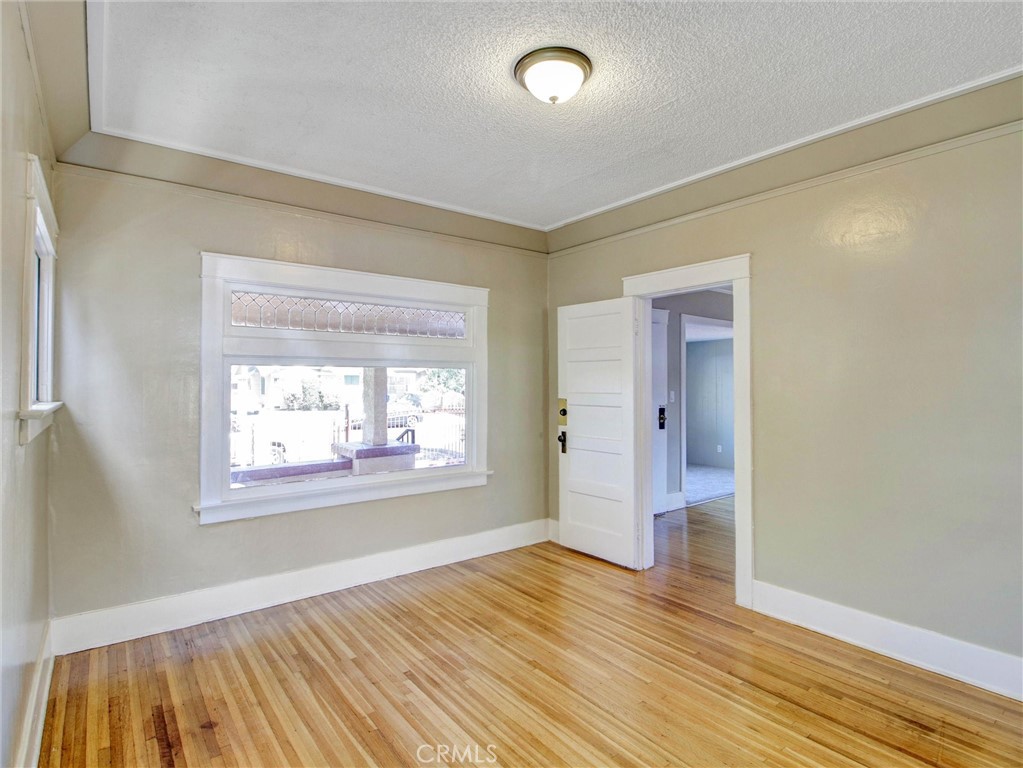 3021 5th Property Photo 11