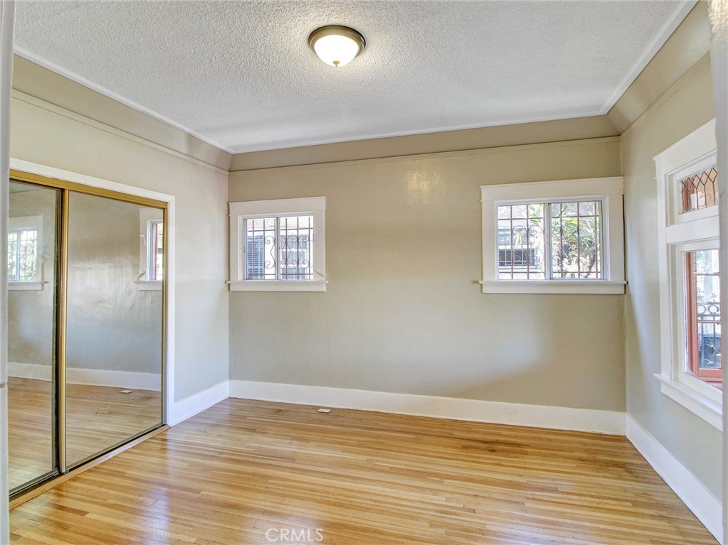 3021 5th Property Photo 12