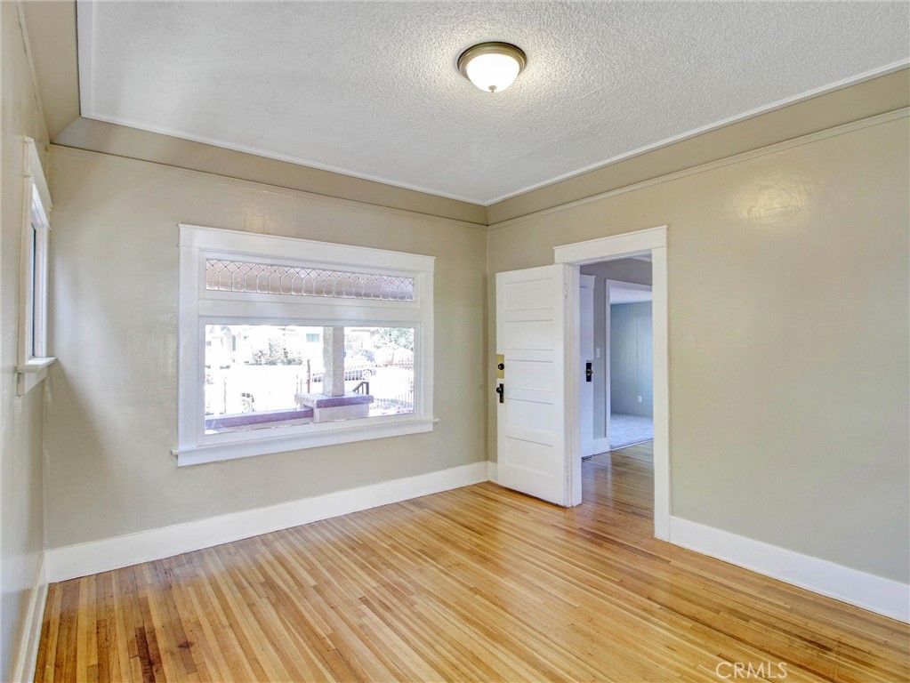 3021 5th Property Photo 12