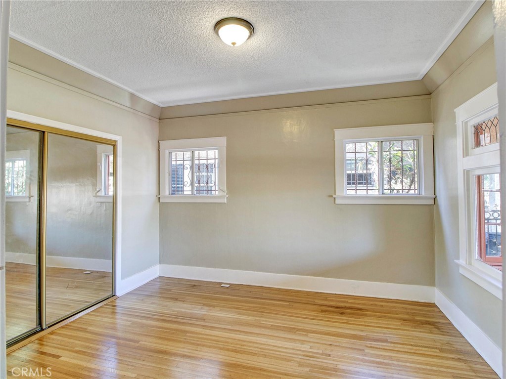 3021 5th Property Photo 13