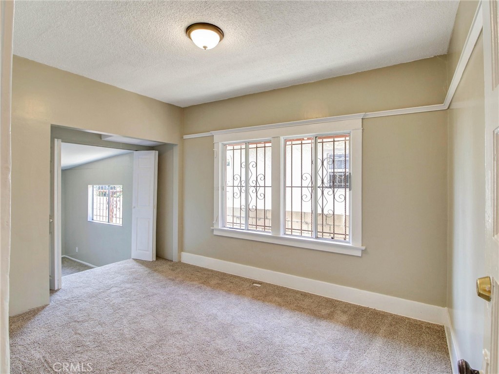 3021 5th Property Photo 14