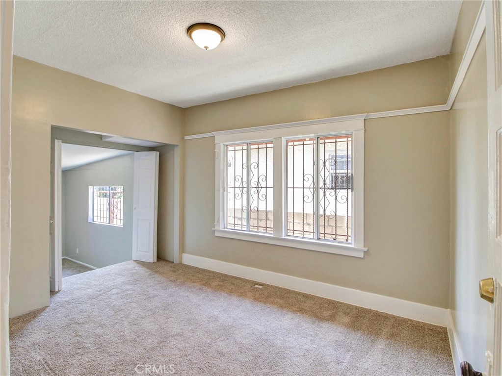3021 5th Property Photo 15