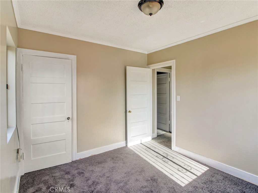 3021 5th Property Photo 37