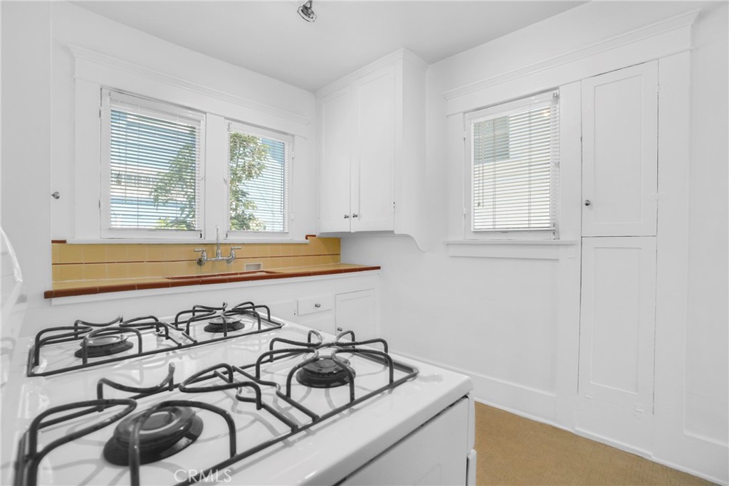 2531 2535 Elsinore Street Property Photo 15