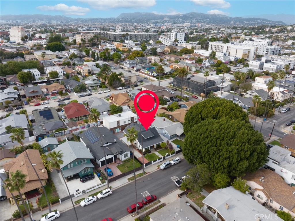 135 N Vendome Street Property Photo 29