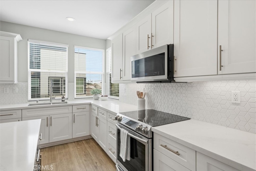 14331 Van Ness Avenue Property Photo 6