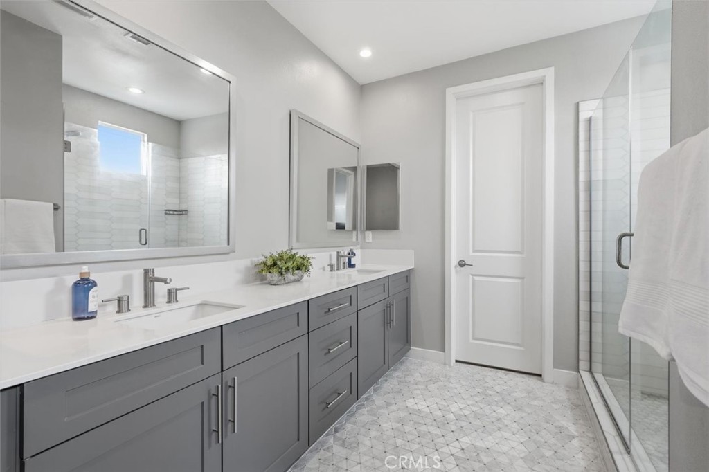 14331 Van Ness Avenue Property Photo 33