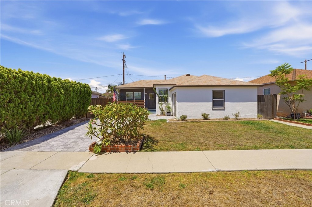14603 Purche Avenue Property Photo 5