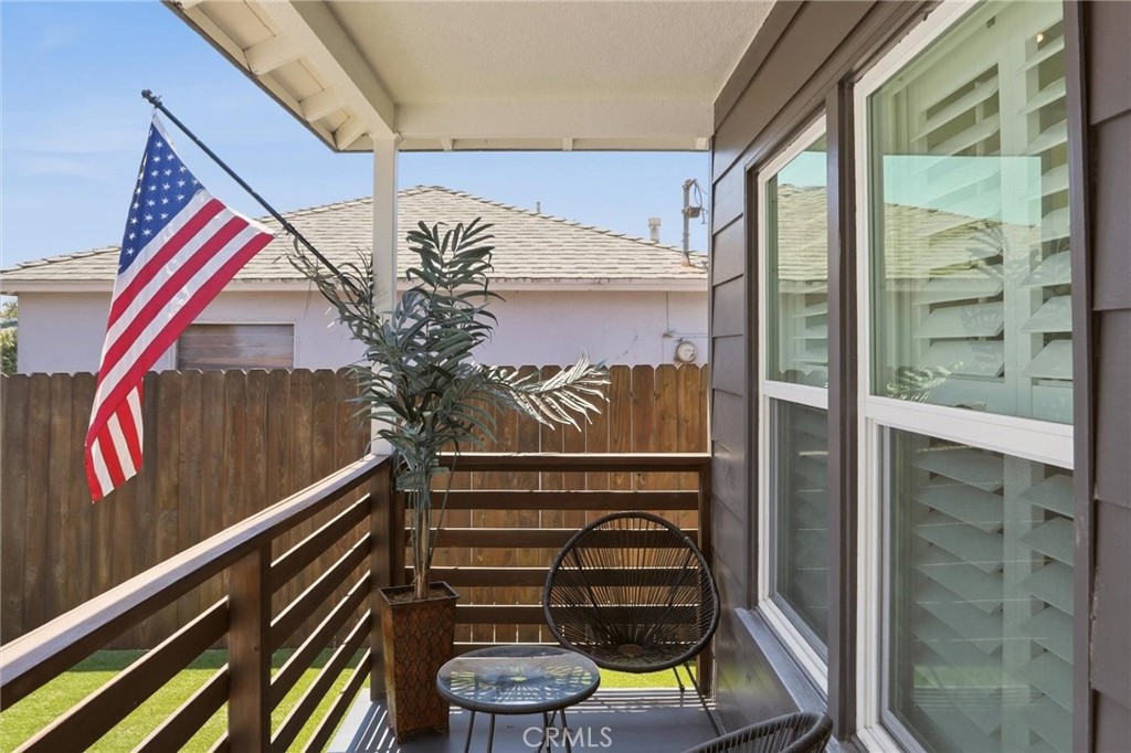 14603 Purche Avenue Property Photo 6