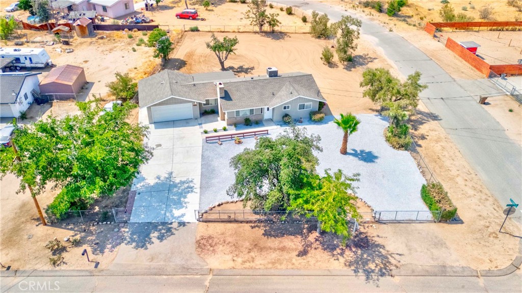 18767 Albany Street Property Photo 16