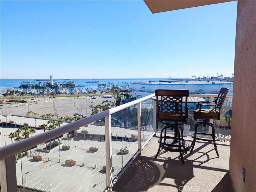 388 E Ocean Boulevard 1117 Property Photo 5