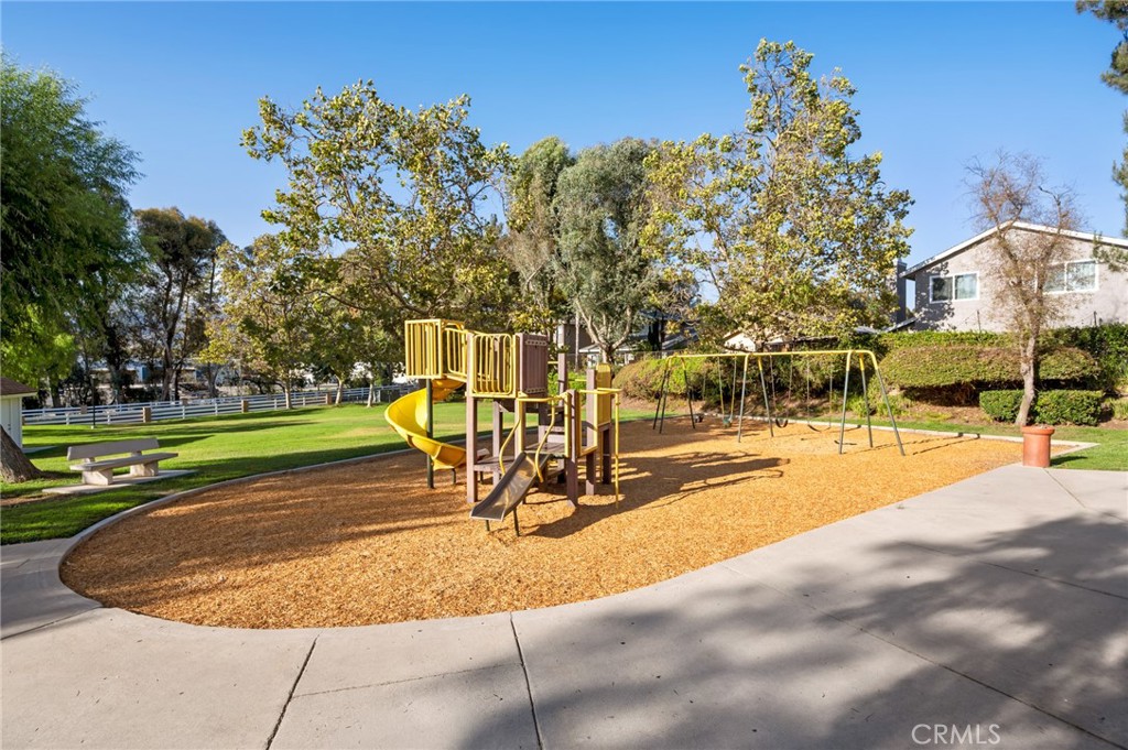 582 Lantana Property Photo 44