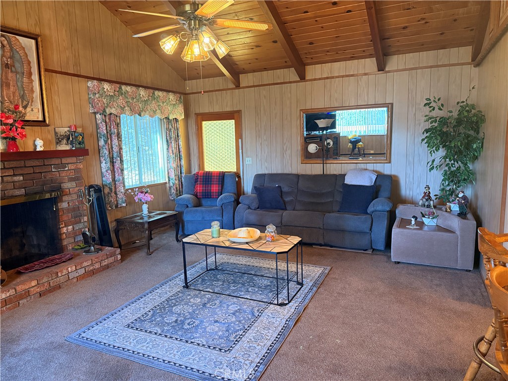 984 Mercury Property Photo 11