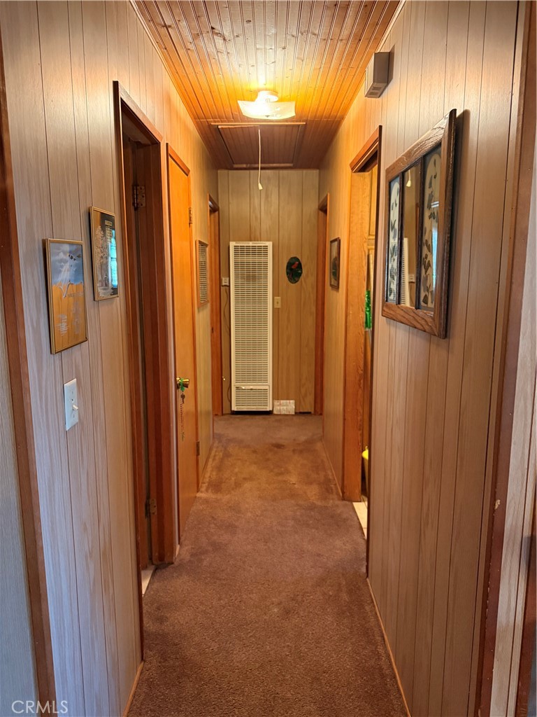 984 Mercury Property Photo 12