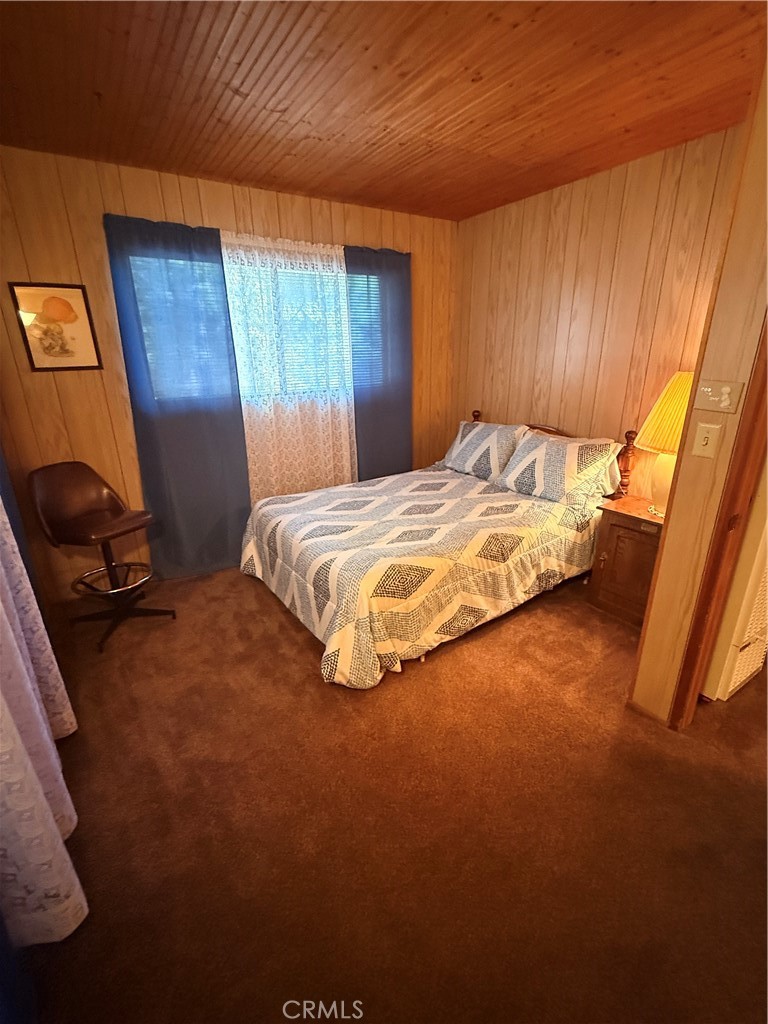 984 Mercury Property Photo 14