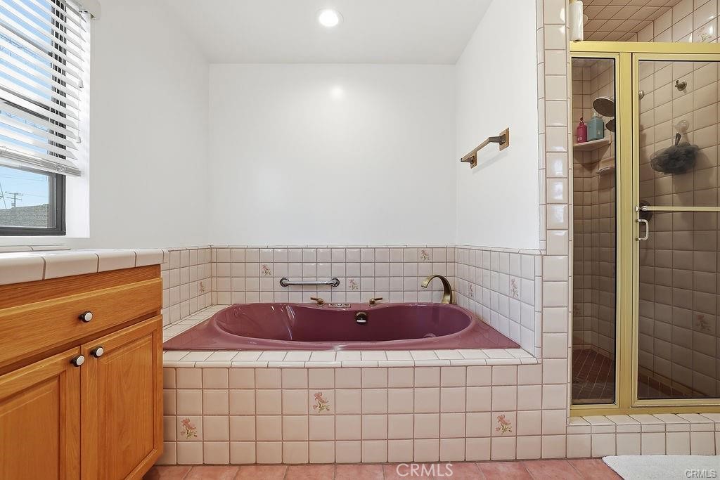 3427 W 187th Street Property Photo 43